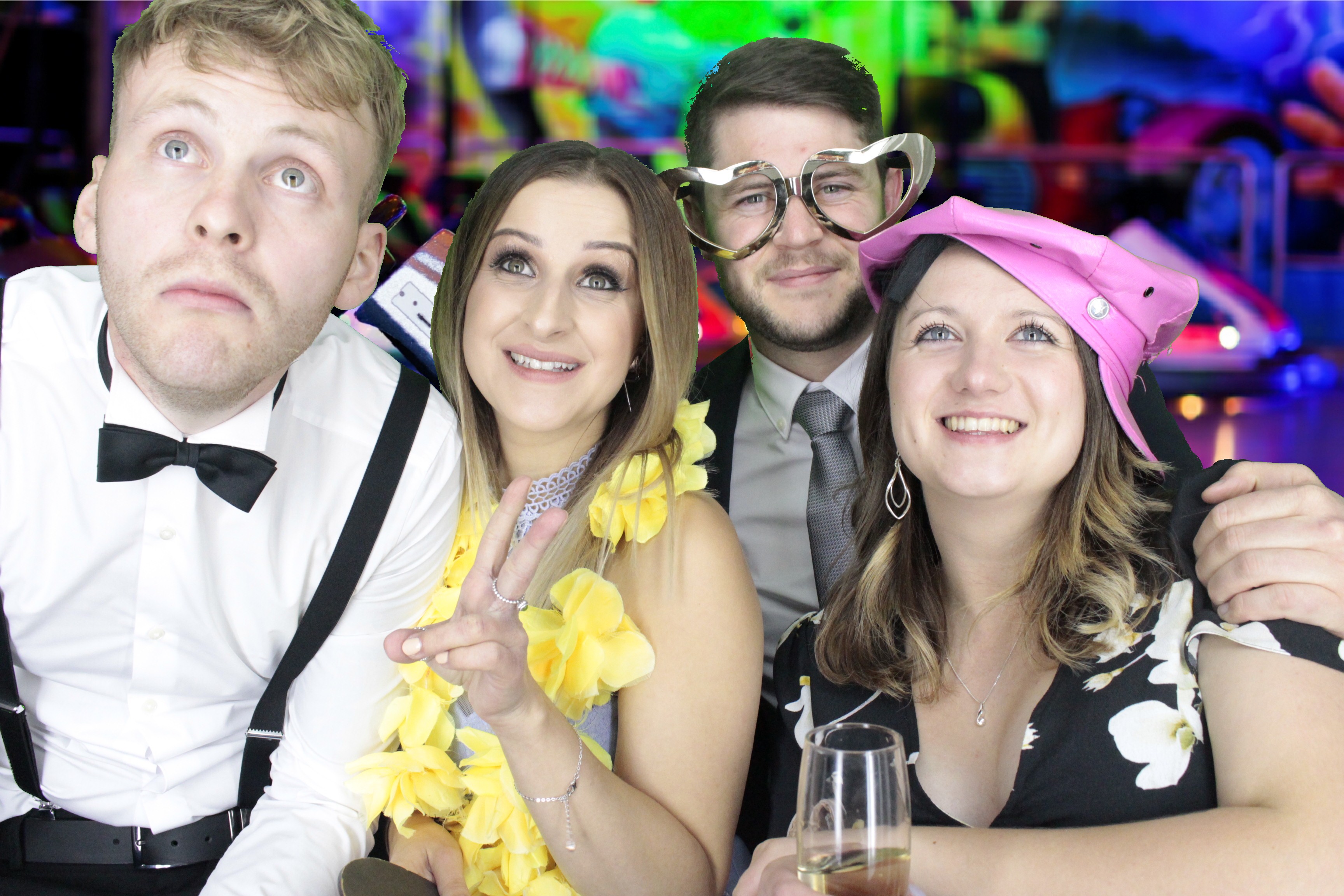 Mr & Mrs Hillier | View more photos from the event at gallery.myphotoboothexperience.co.uk/u/MyPhotoBoothExperienceLtd/Mr-Mrs-Hillier